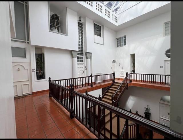 2 BEDROOM APARTMENT FOR SALE IN ESSENWOOD